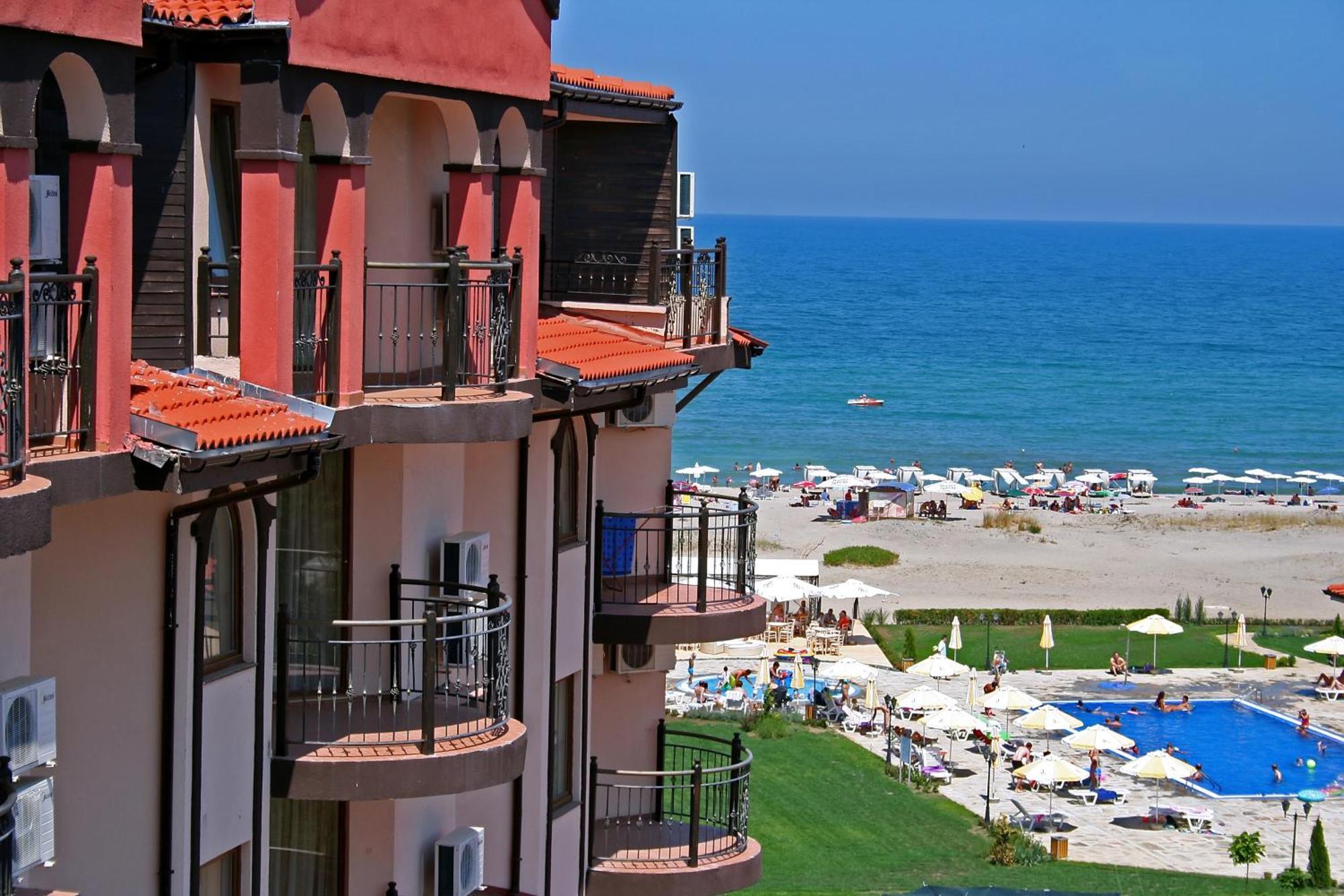 South Beach Hotel - New Management And Free Beach Access Tsarevo Exterior foto