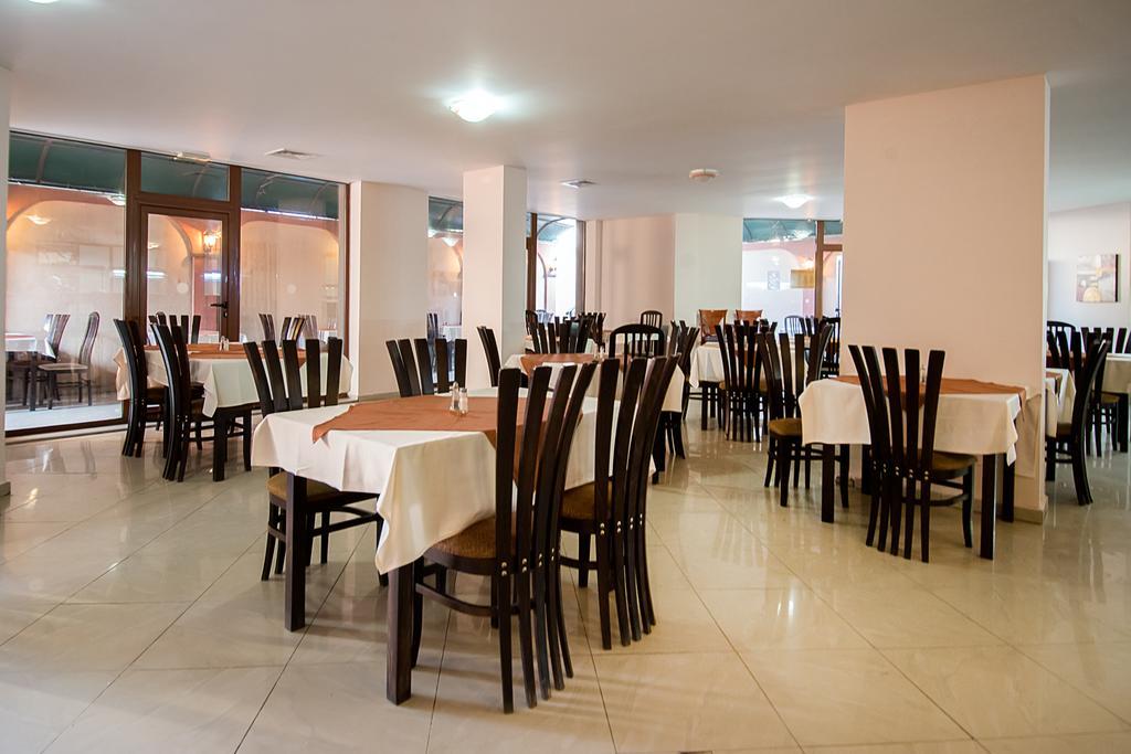 South Beach Hotel - New Management And Free Beach Access Tsarevo Exterior foto