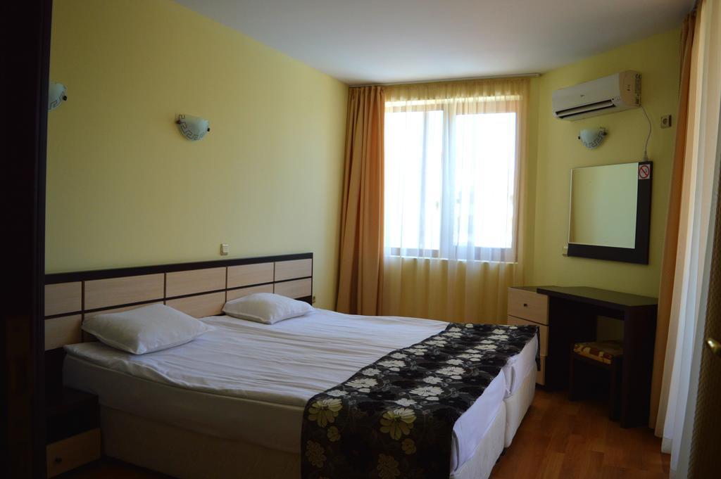 South Beach Hotel - New Management And Free Beach Access Tsarevo Habitación foto