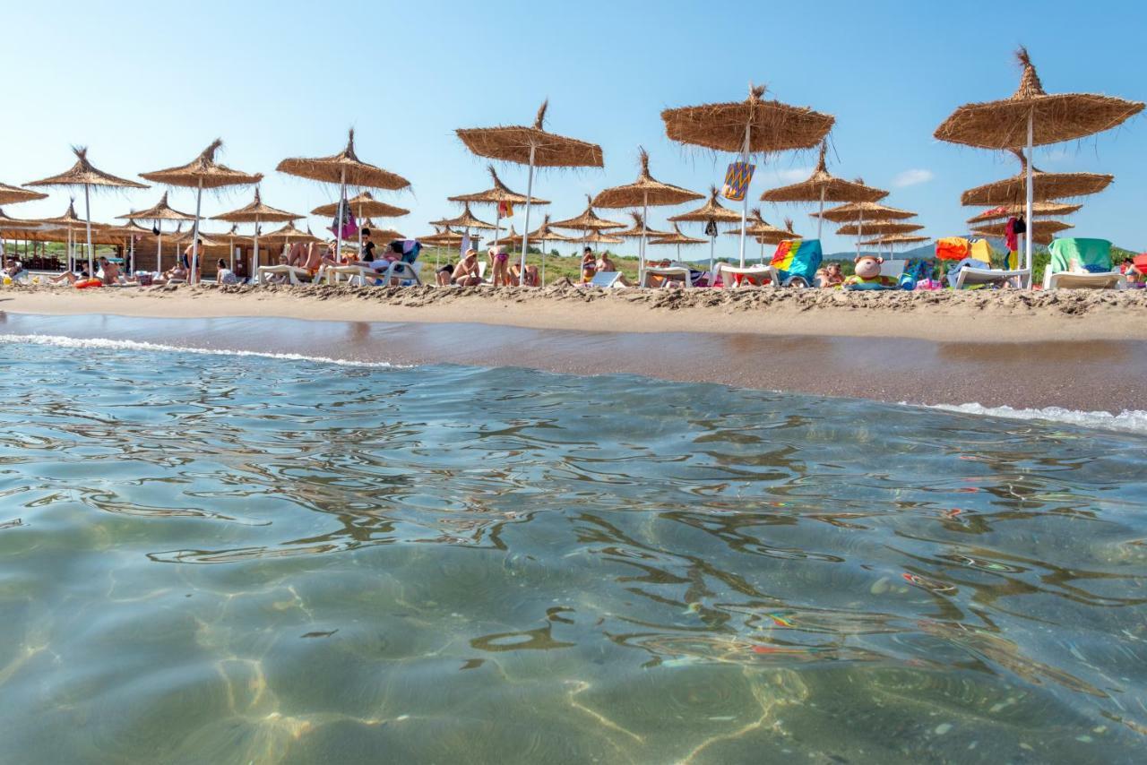 South Beach Hotel - New Management And Free Beach Access Tsarevo Exterior foto